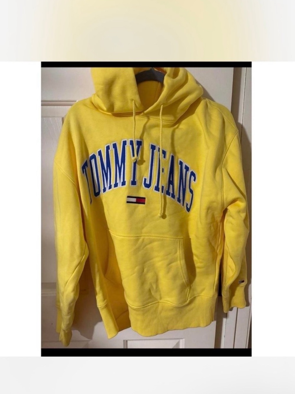Vintage Tommy Jeans Men’s Pullover Hoodie
